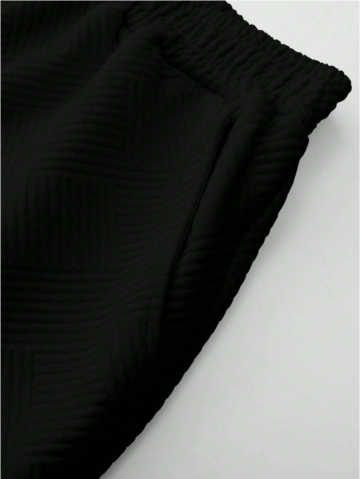 Men's Solid Color Texture Detail T-Shirt And Shorts Set
